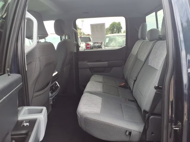 2022 Antimatter Blue Metallic Ford F-150 XLT 4X4 Truck