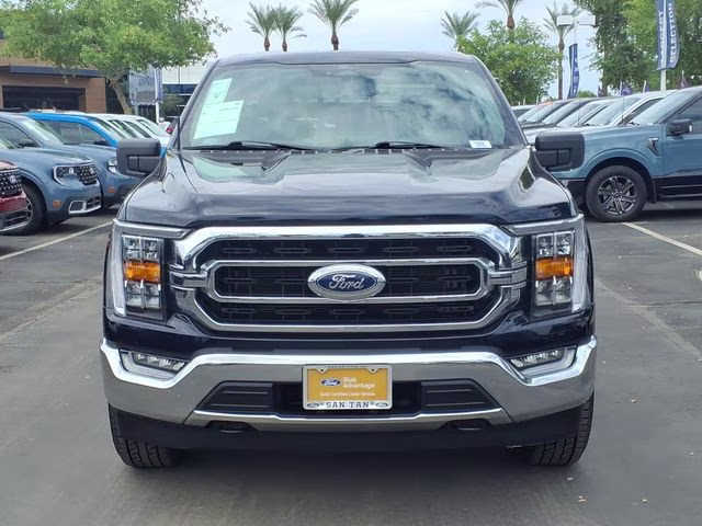 2022 Antimatter Blue Metallic Ford F-150 XLT 4X4 Truck