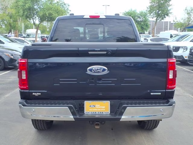 2022 Antimatter Blue Metallic Ford F-150 XLT 4X4 Truck