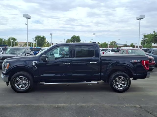 2022 Antimatter Blue Metallic Ford F-150 XLT 4X4 Truck