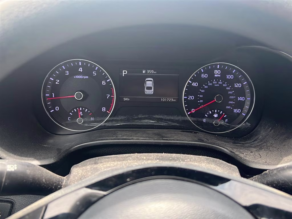 2023 Snow White Pearl Kia Forte LXS FWD Sedan