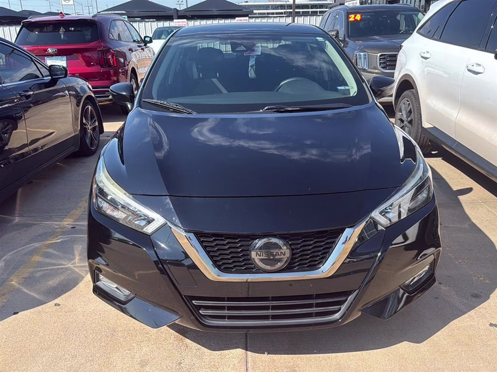 2020 Super Black Nissan Versa SR FWD Sedan