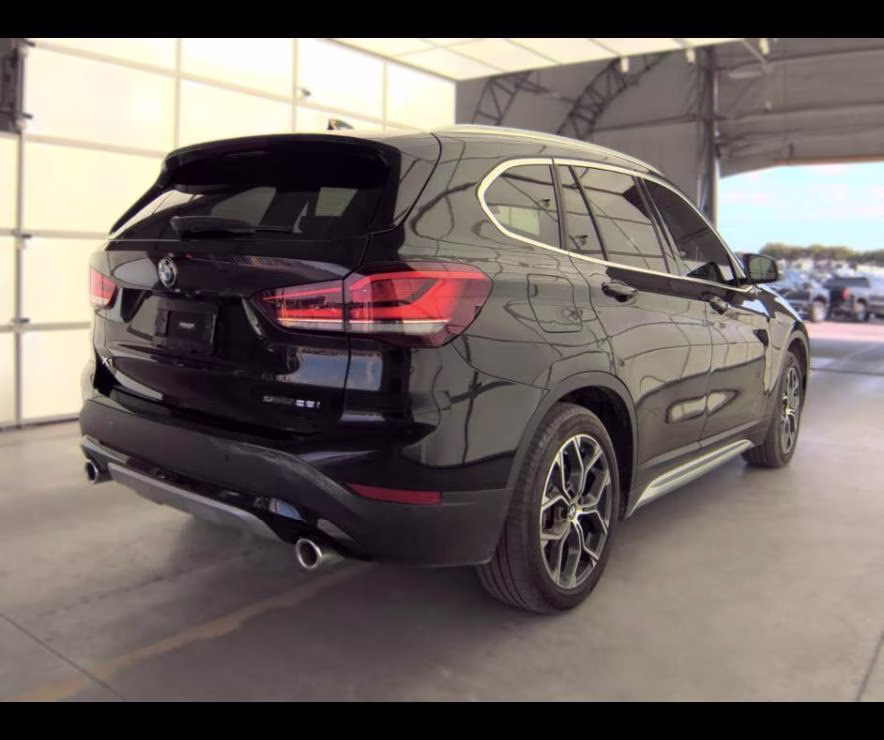2022 Black Sapphire Metallic BMW X1 sDrive28i FWD Sports Activity Vehicle