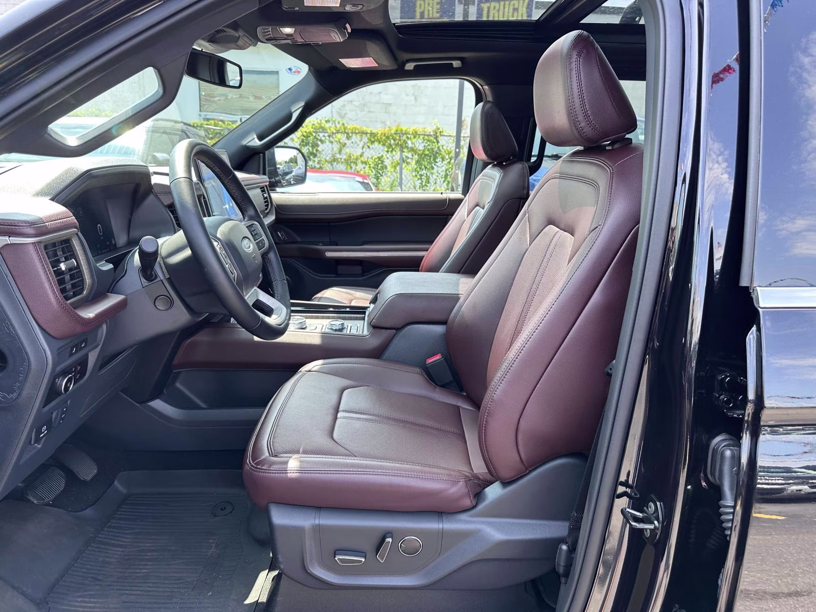 2024 Agate Black Metallic Ford Expedition Max Limited 4x4 4X4 SUV
