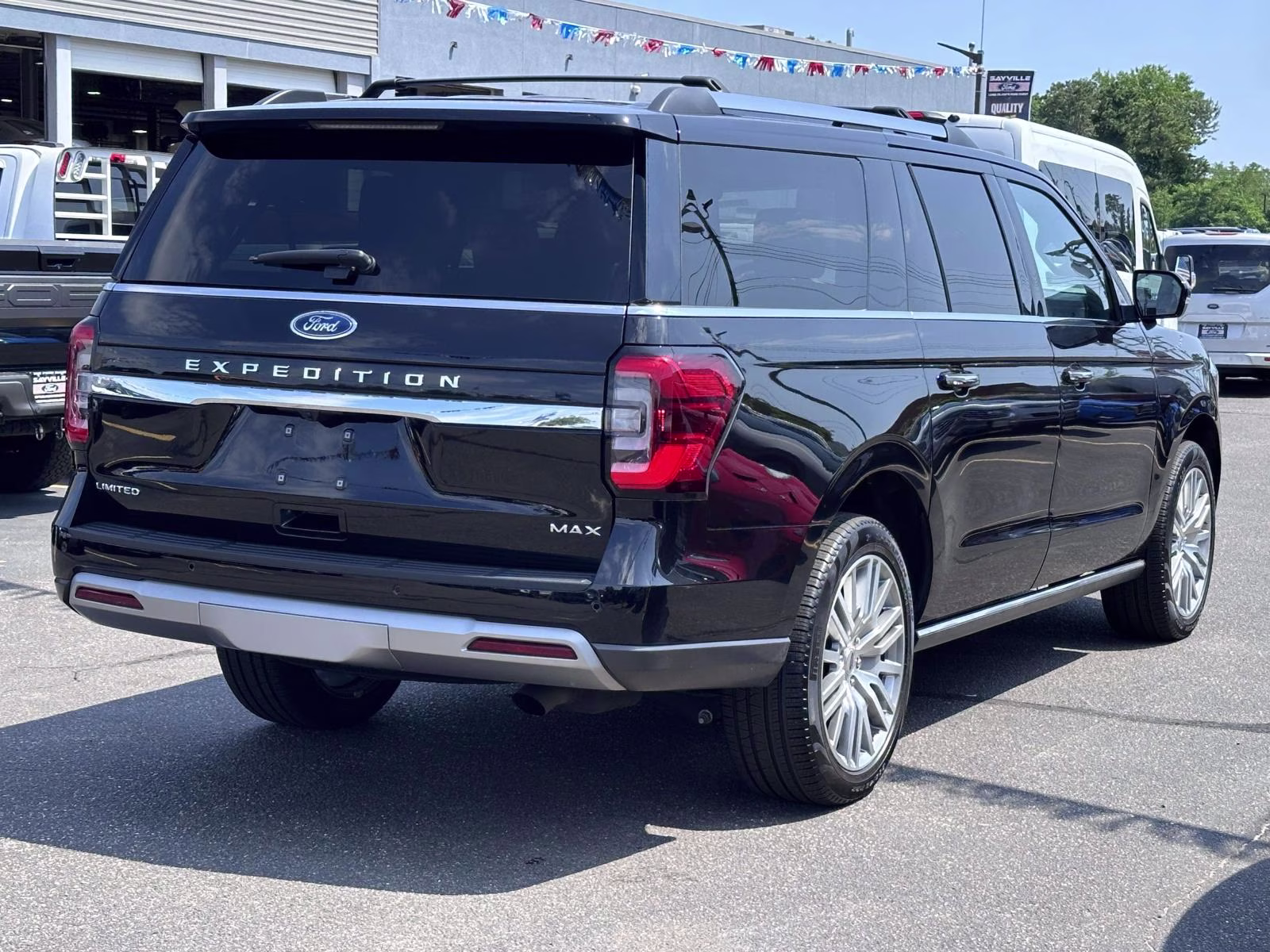 2024 Agate Black Metallic Ford Expedition Max Limited 4x4 4X4 SUV