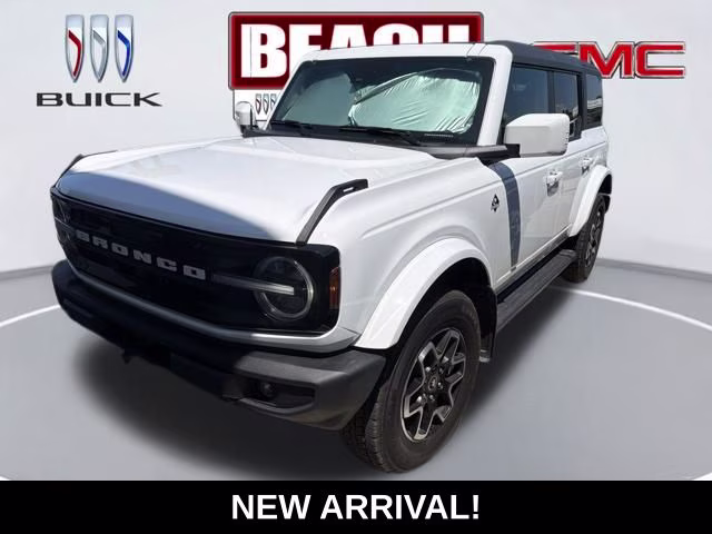 2024 Oxford White Ford Bronco Outer Banks 4X4 SUV
