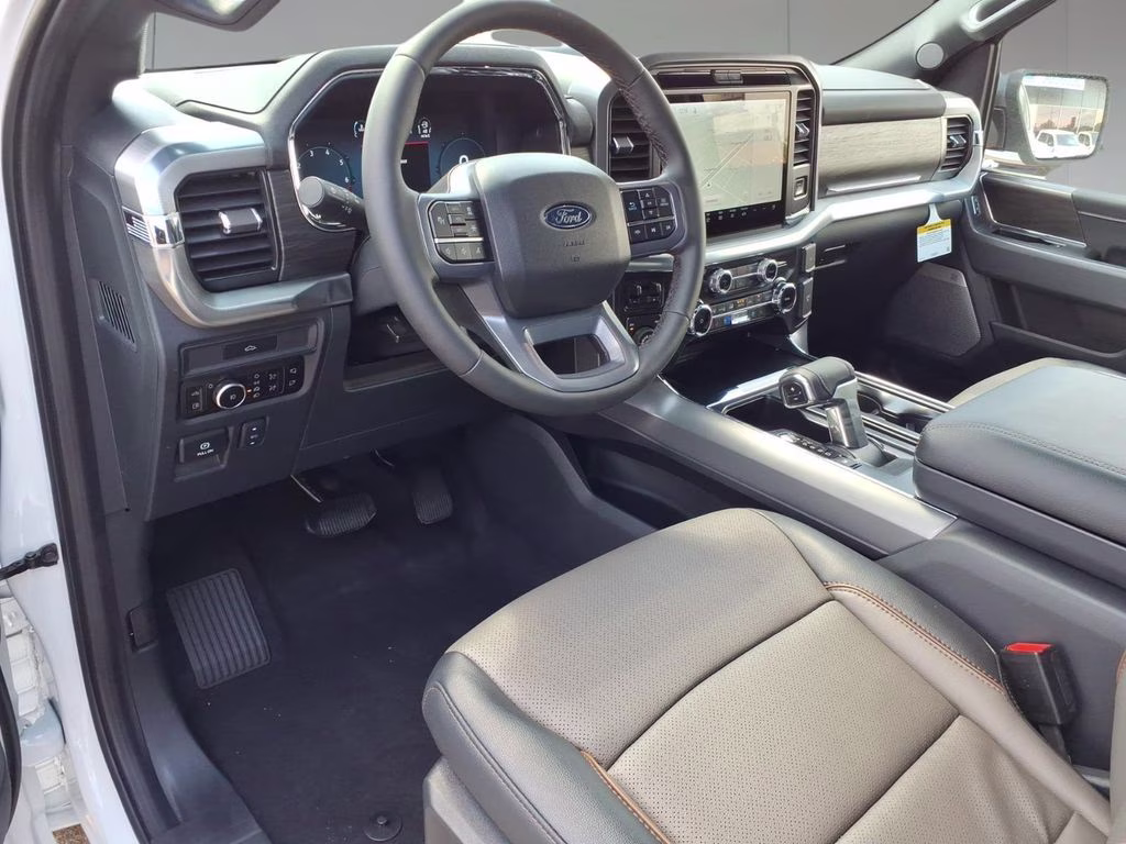2026 Oxford White Ford F-150 Lariat 4X4 Truck