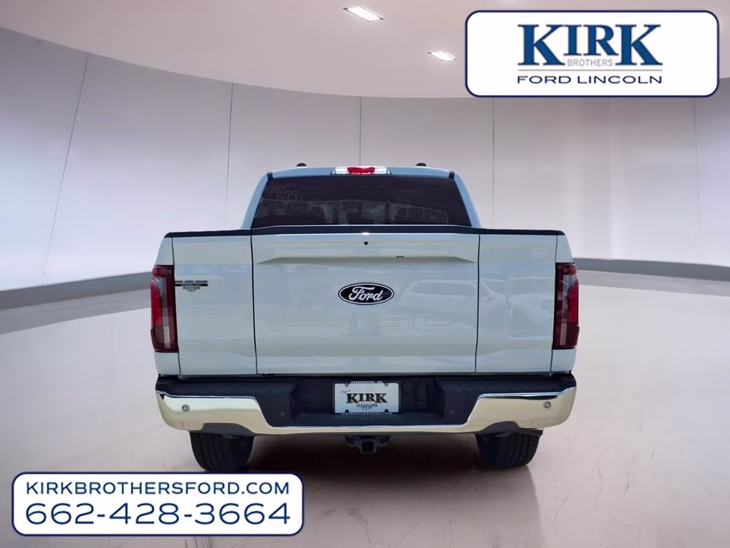 2026 Oxford White Ford F-150 Lariat 4X4 Truck