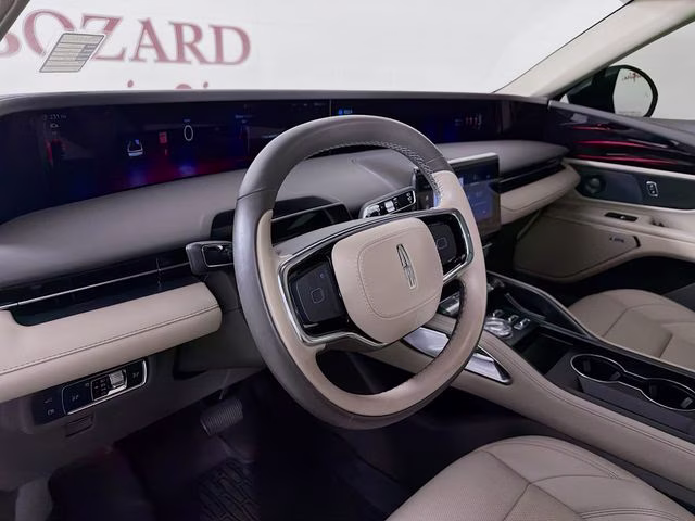 2024 White Platinum Clearcoat Metallic Lincoln Nautilus Premiere AWD SUV