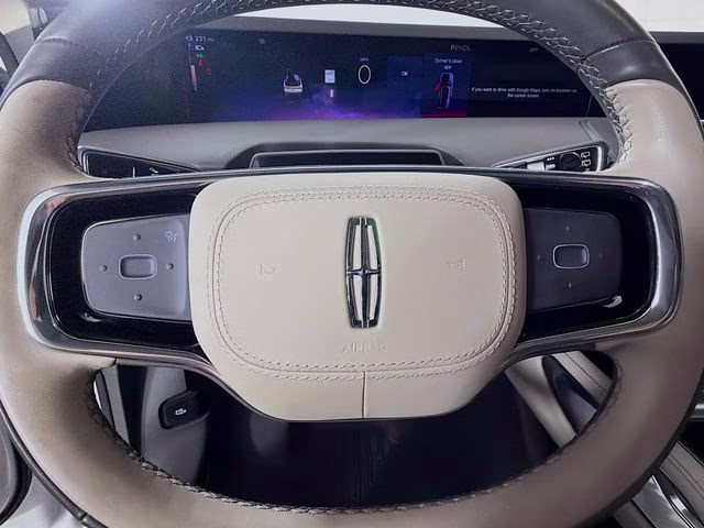 2024 White Platinum Clearcoat Metallic Lincoln Nautilus Premiere AWD SUV