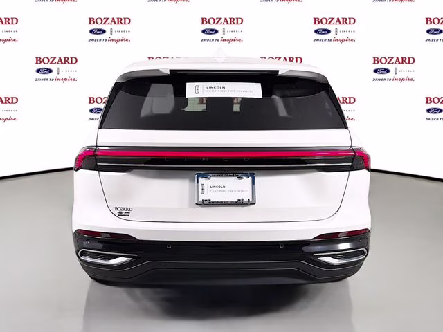 2024 White Platinum Clearcoat Metallic Lincoln Nautilus Premiere AWD SUV