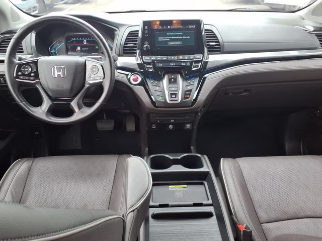 2022 Lunar Silver Metallic Honda Odyssey Elite FWD Van
