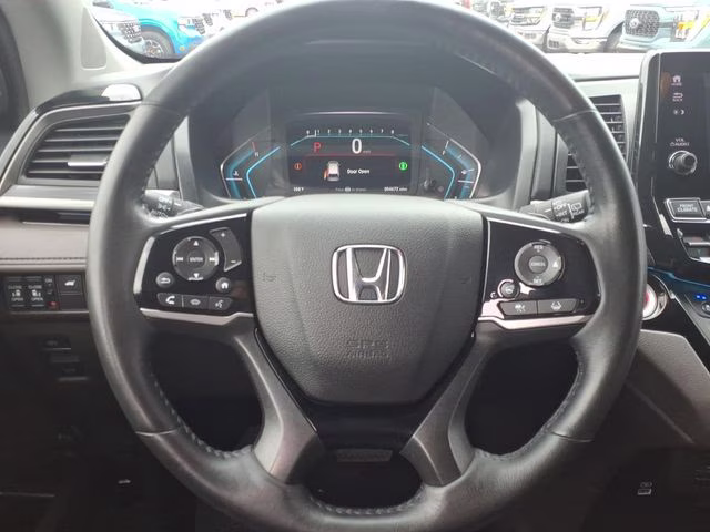 2022 Lunar Silver Metallic Honda Odyssey Elite FWD Van