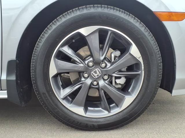 2022 Lunar Silver Metallic Honda Odyssey Elite FWD Van