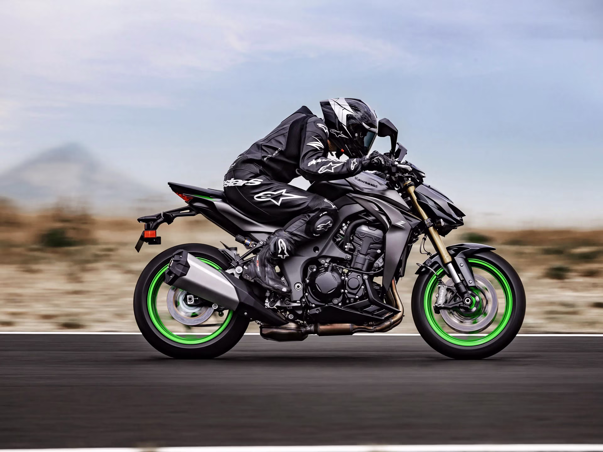 2026 Metallic Matte Graphenesteel Gray / Metallic Matte Carbon Gray Kawasaki Z1100 SE ABS Motorcycle
