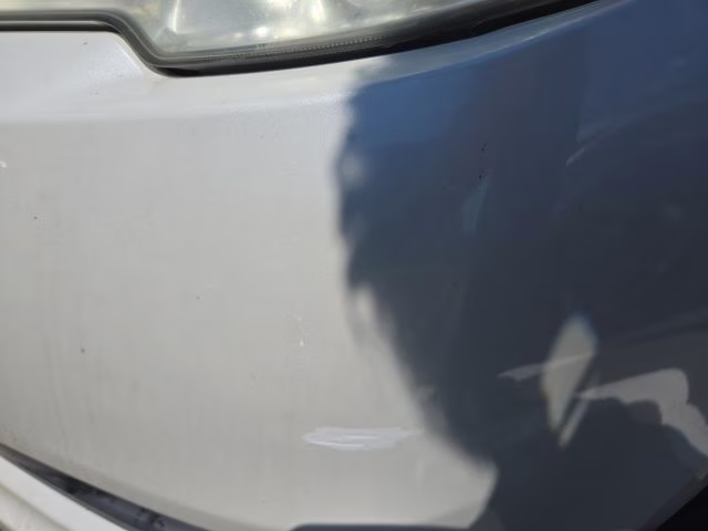 2010 Satin White Pearl Subaru Legacy 2.5i AWD Sedan