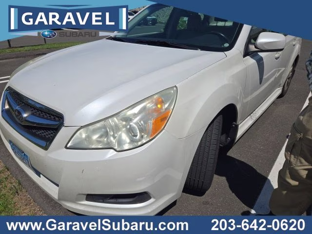 2010 Satin White Pearl Subaru Legacy 2.5i AWD Sedan