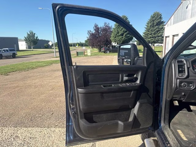 2024 Patriot Blue Pearlcoat Ram 3500 Tradesman 4X4 Truck