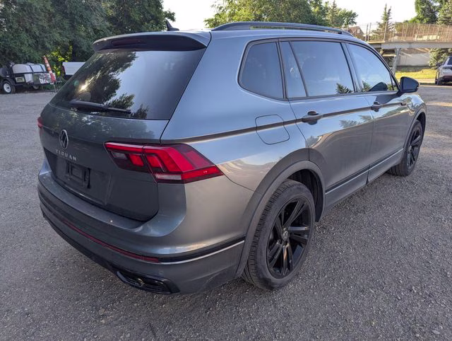2023 Platinum Gray Metallic Volkswagen Tiguan 2.0T SE R-Line Black FWD SUV