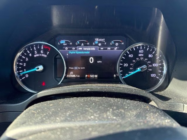 2019 White Platinum Ford Expedition Platinum RWD SUV