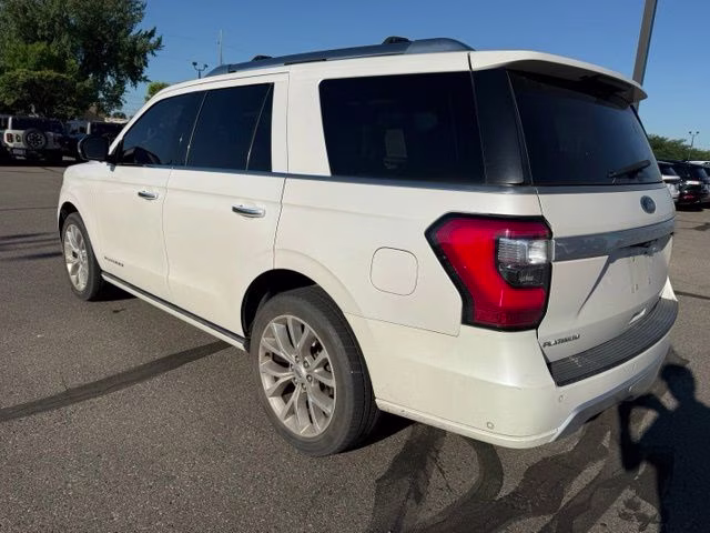 2019 White Platinum Ford Expedition Platinum RWD SUV