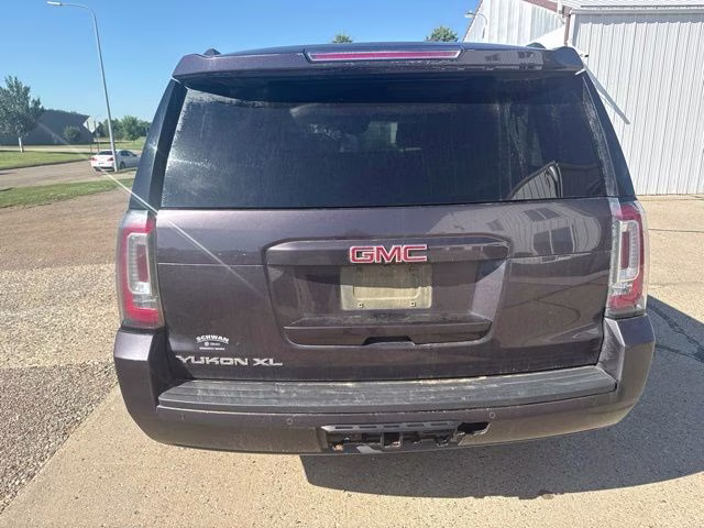 2016 Gray GMC Yukon XL SLT 4X4 SUV