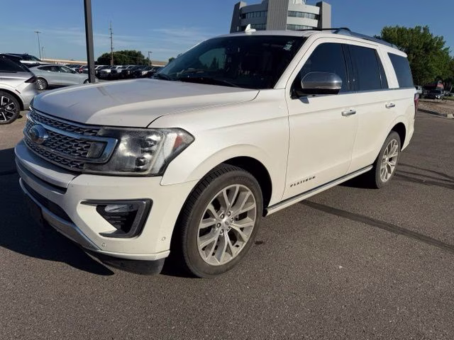 2019 White Platinum Ford Expedition Platinum RWD SUV
