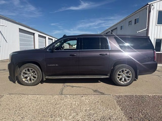 2016 Gray GMC Yukon XL SLT 4X4 SUV