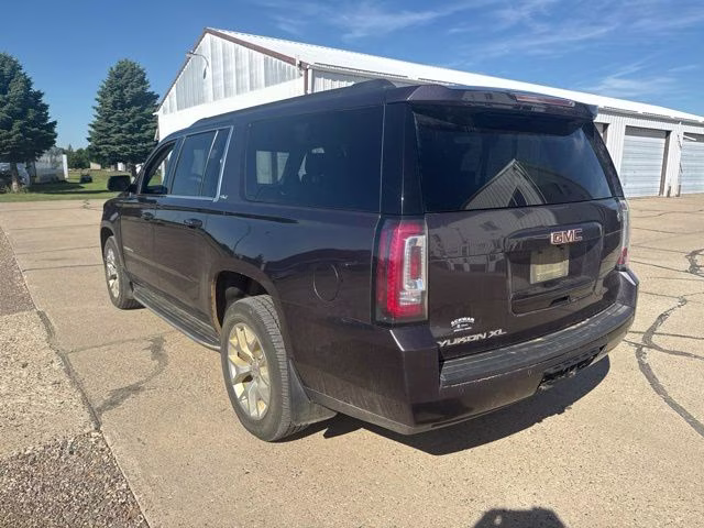 2016 Gray GMC Yukon XL SLT 4X4 SUV