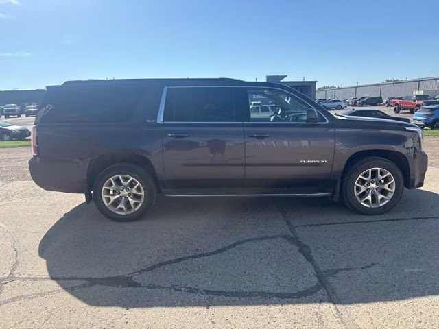 2016 Gray GMC Yukon XL SLT 4X4 SUV