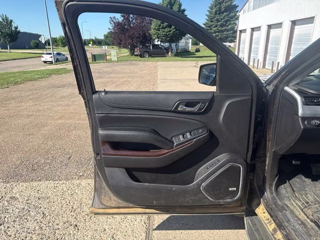 2016 Gray GMC Yukon XL SLT 4X4 SUV