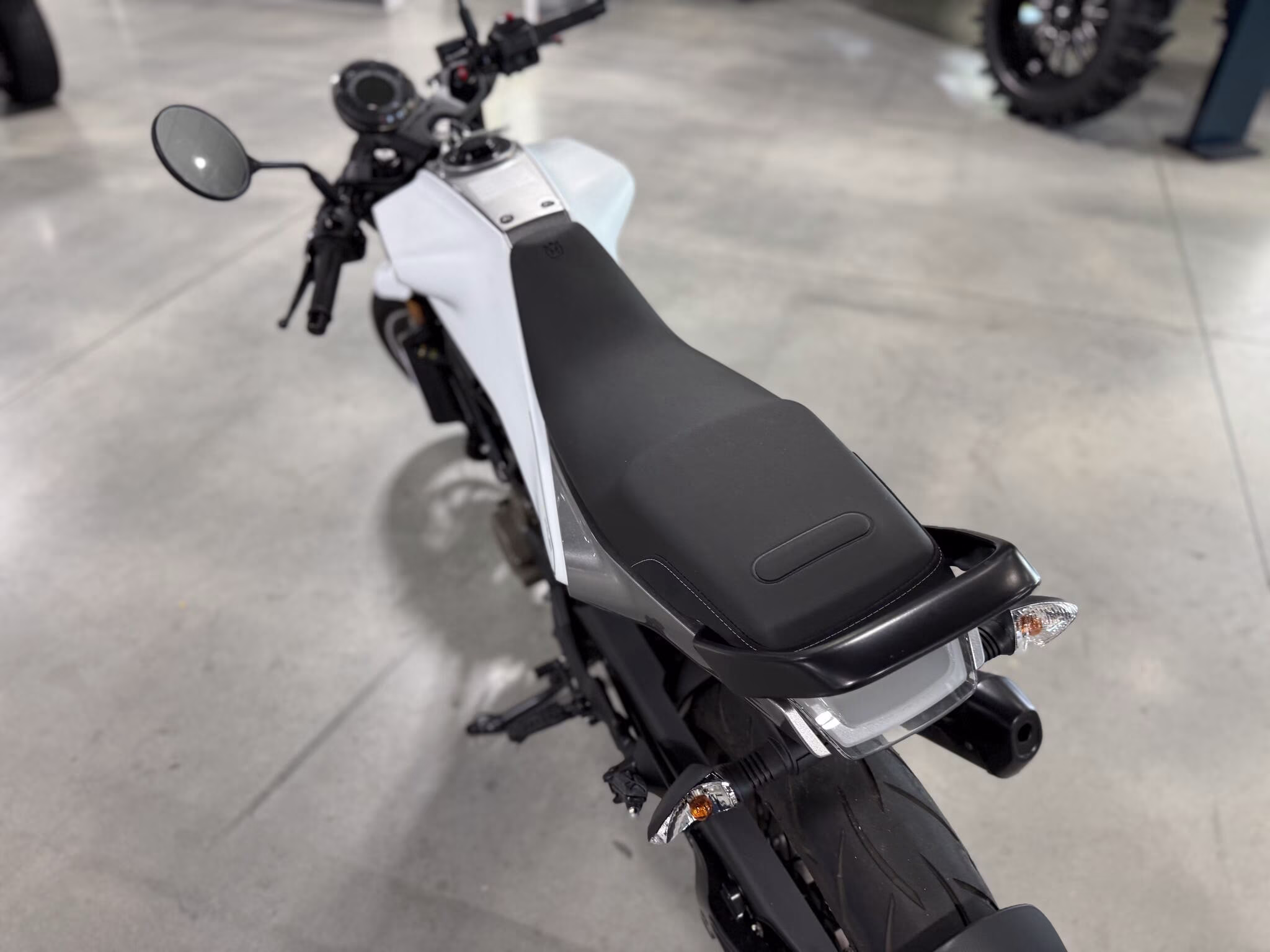 2022 Husqvarna SVARTPILEN 401 Motorcycle