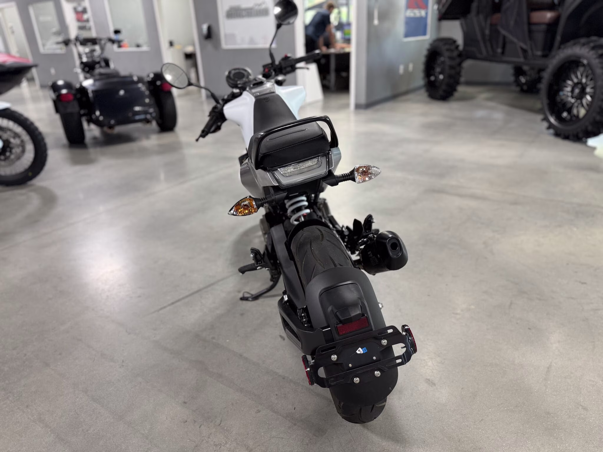 2022 Husqvarna SVARTPILEN 401 Motorcycle