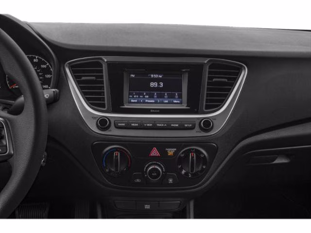 2020 Olympus Silver Hyundai Accent SE FWD Sedan