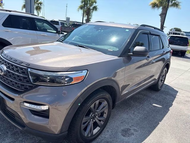 2021 Stone Gray Ford Explorer XLT 4X4 SUV