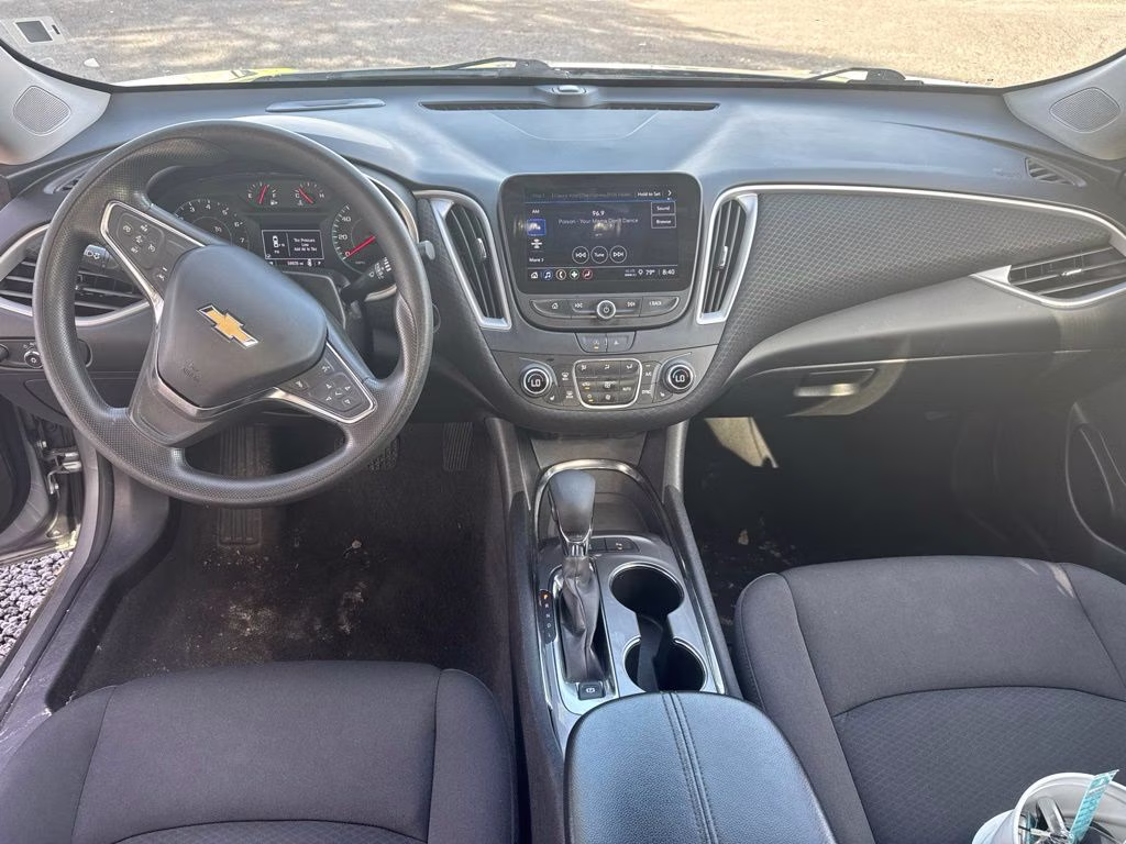 2024 Sterling Gray Metallic Chevrolet Malibu LT 1LT FWD Sedan
