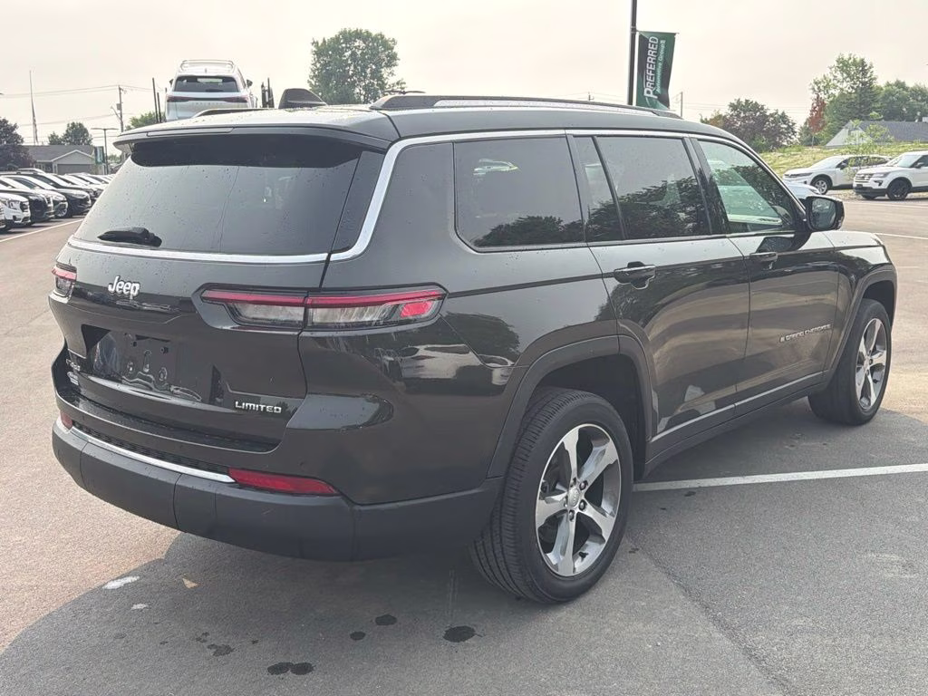 2023 Rocky Mountain Pearlcoat Jeep Grand Cherokee L Limited 4X4 SUV