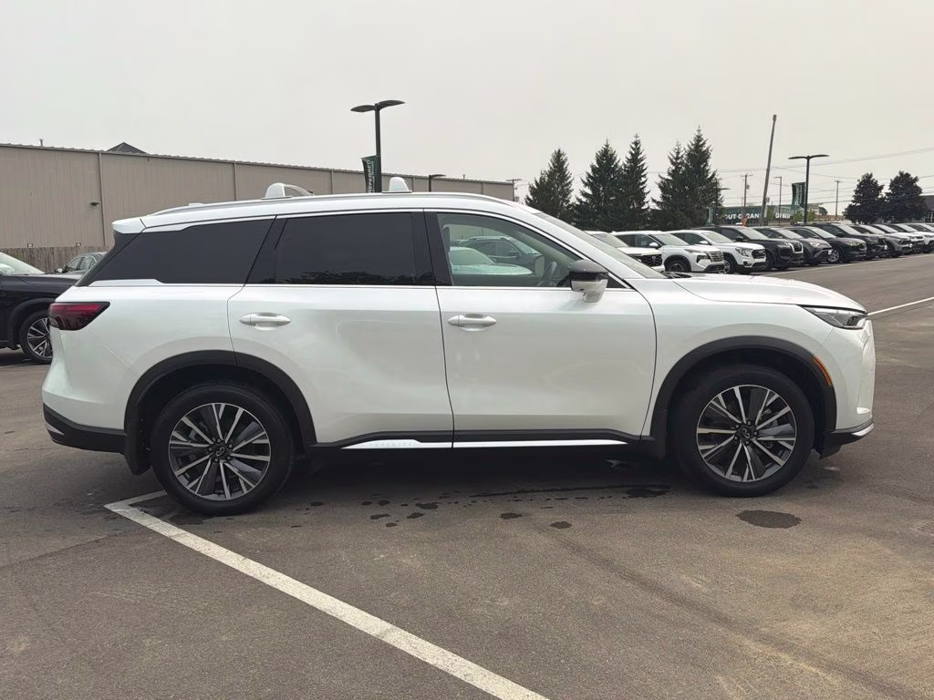 2026 Radiant White INFINITI QX60 LUXE AWD SUV