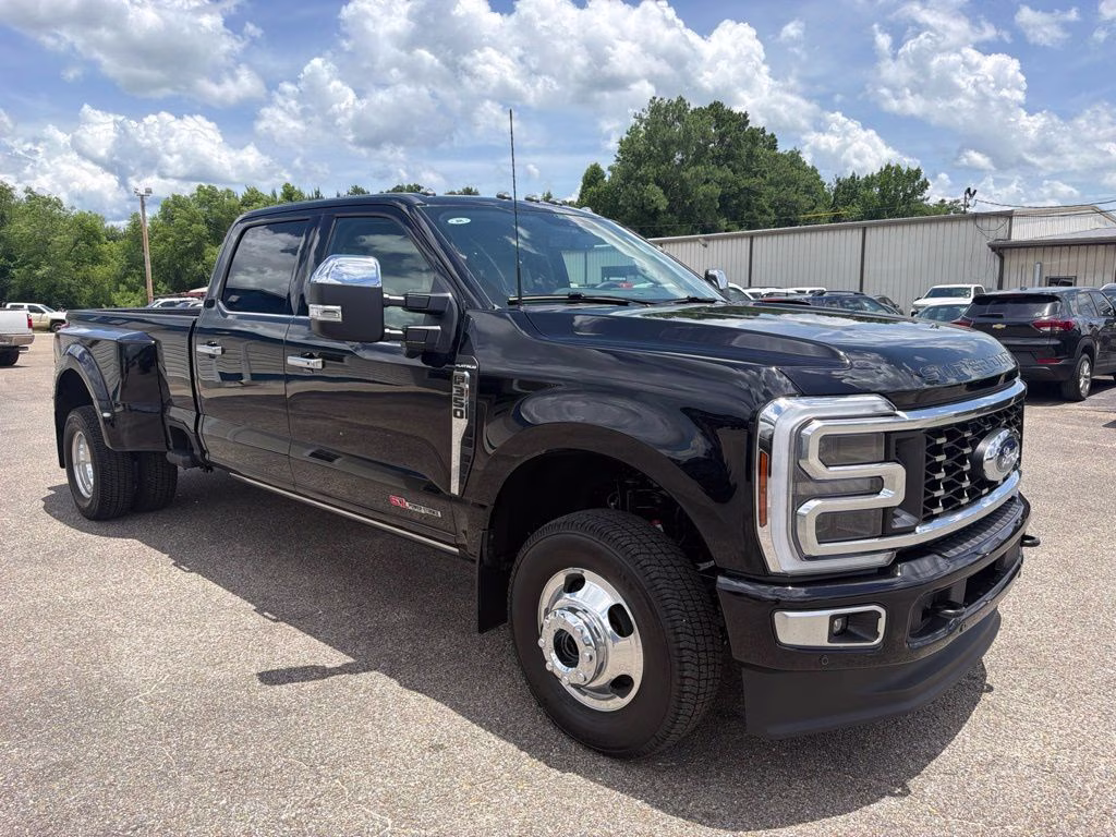 2026 Agate Black Metallic Ford Super Duty F-350 DRW Platinum 4X4 Truck