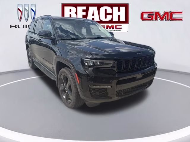 2022 Diamond Black Crystal Pearlcoat Jeep Grand Cherokee L Limited 4X4 SUV