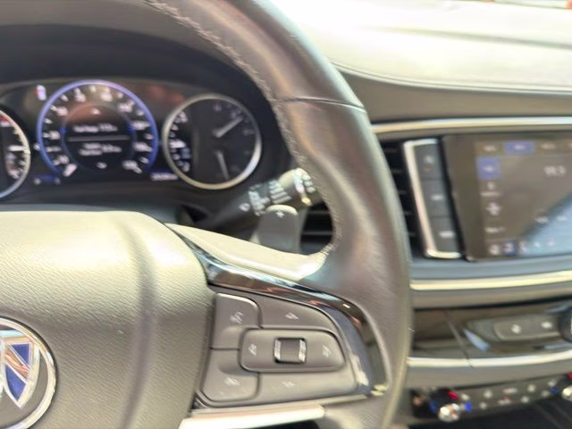2023 White Frost Tricoat Buick Enclave Avenir AWD SUV
