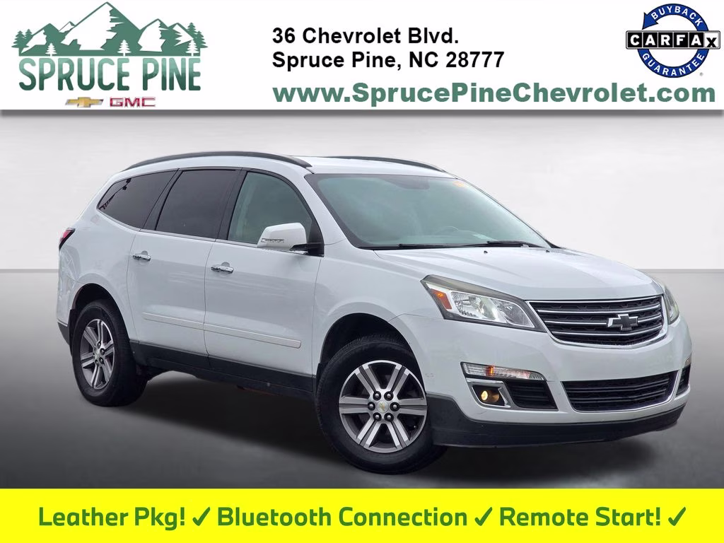2017 Summit White Chevrolet Traverse 2LT FWD SUV