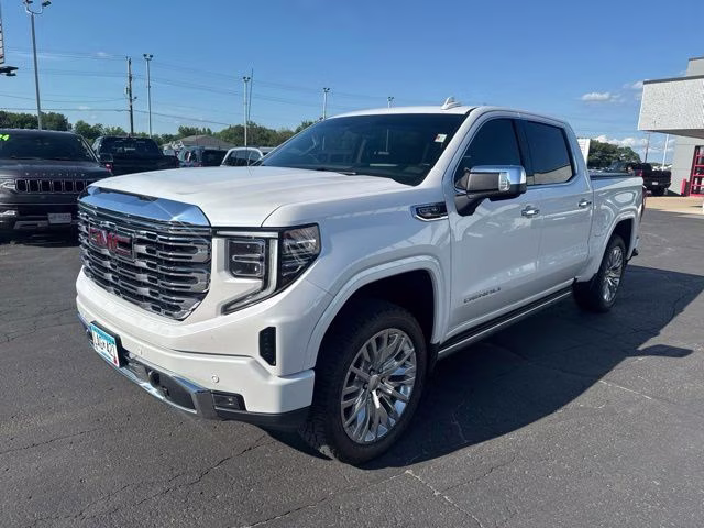 2022 White Frost Tricoat GMC Sierra 1500 Denali 4X4 Truck