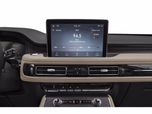 2022 White Metallic Lincoln Aviator Reserve AWD SUV