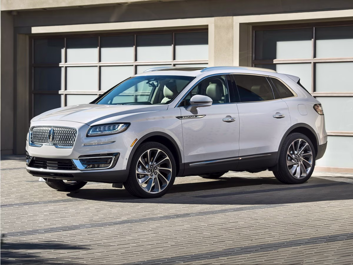 2020 White Lincoln Nautilus Reserve AWD SUV