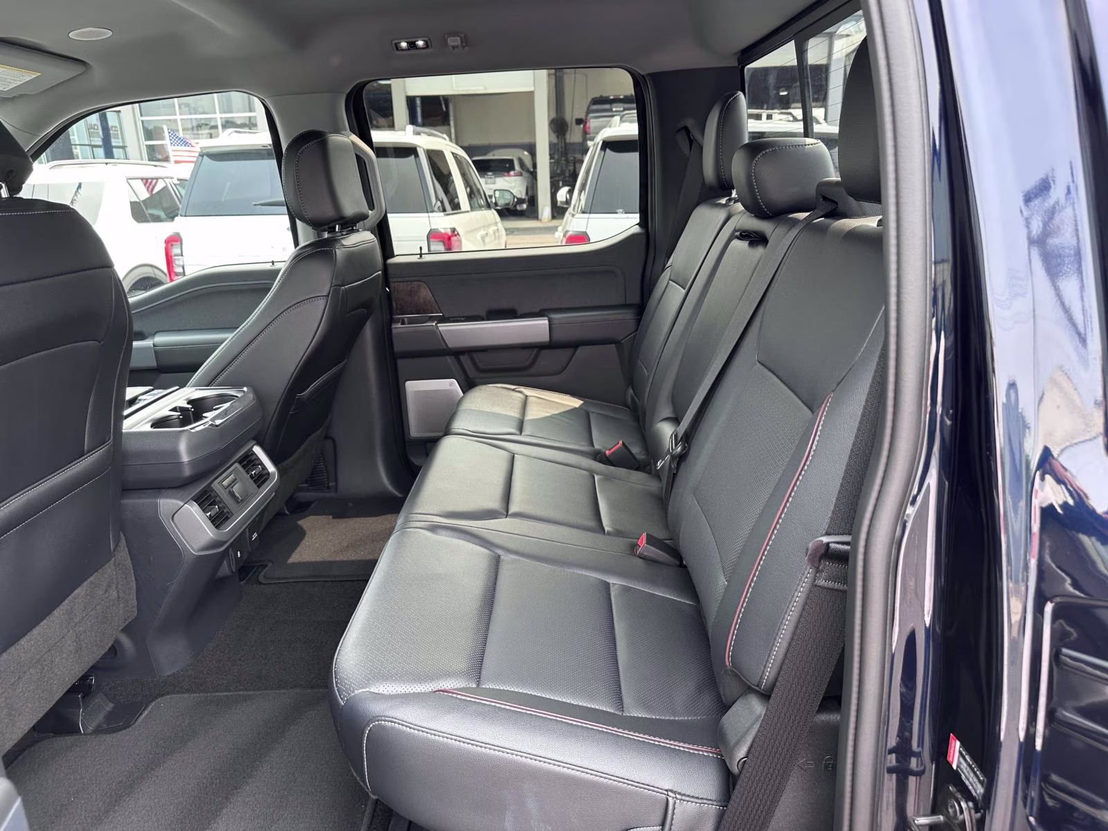 2022 Ford F-150 Lariat - Photo 14