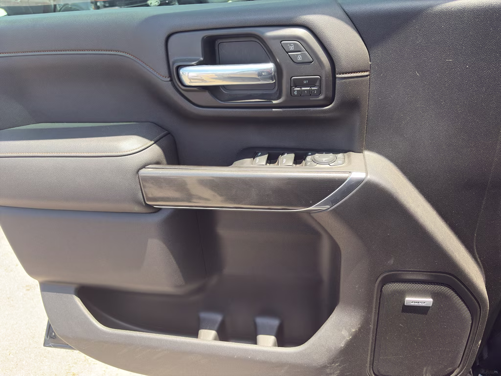 2022 Onyx Black GMC Sierra AT4 4X4 Truck