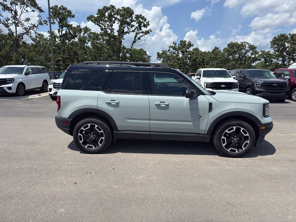 2024 Cactus Gray Ford Bronco Sport Outer Banks 4X4 SUV