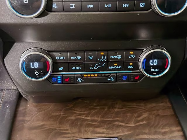 2019 Ingot Silver Ford Expedition Platinum RWD SUV