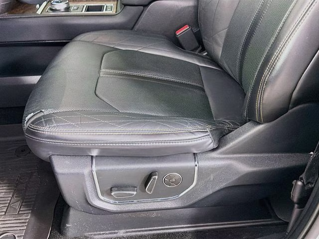 2019 Ingot Silver Ford Expedition Platinum RWD SUV